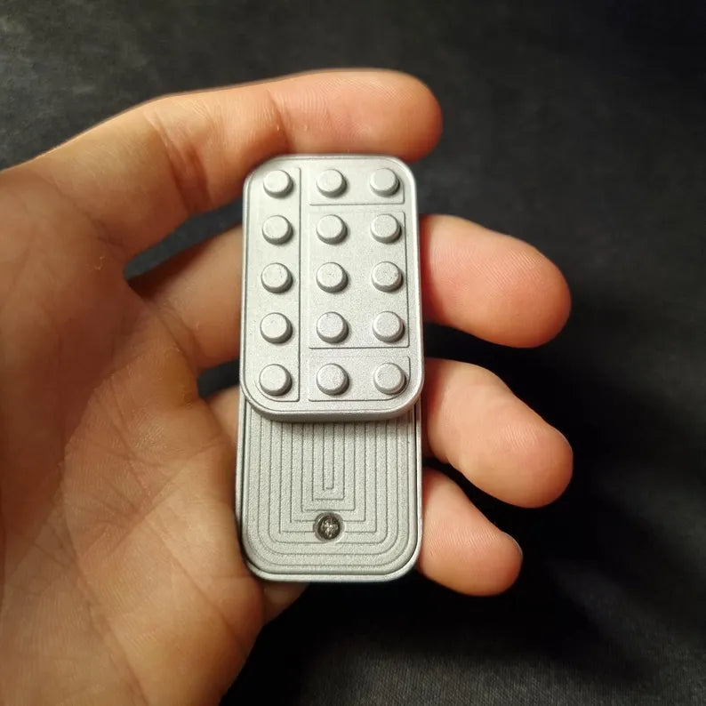 Metal Lego fidget