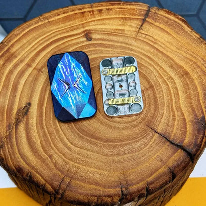 Mechanical Gyroscope Push Card Coin | Premium Metal EDC Fidget Toy Unisex